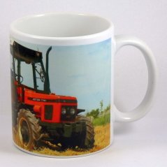 Hrnček s traktorom