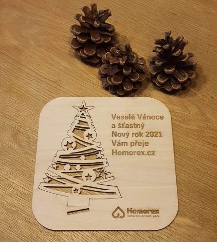 Vánoční přání se stromečkem - stojánek a vlastní text