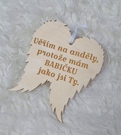 Anjelské krídla Verím v anjelov pre babičku