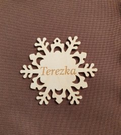 Vianočná drevená ozdoba snehová vločka s menom