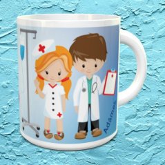 Hrnek se jménem Doktor