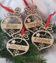 Vianočná ozdoba s menom