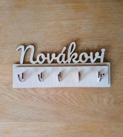 Věšák na klíče, věšák na utěrky Příjmení rodiny