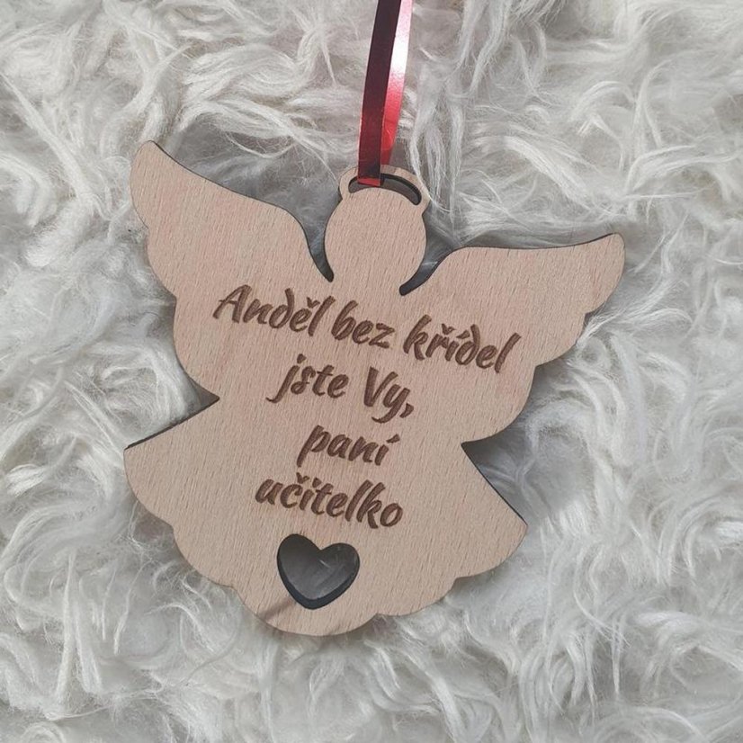 Drevený anjelik pre učiteľku, vychovávateľku, s vlastným textom, 10 cm - Nápis na anjela: Pani učiteľke Za Váš úsmev, ktorý robí radosť, za Vašu starostlivosť a trpezlivosť Ste jednoducho NAJ...