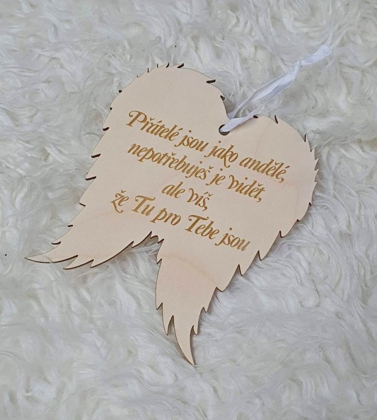 Anjelské krídla Priatelia sú anjeli