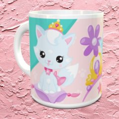 Hrnek se jménem Kočička a pejsek s korunkami